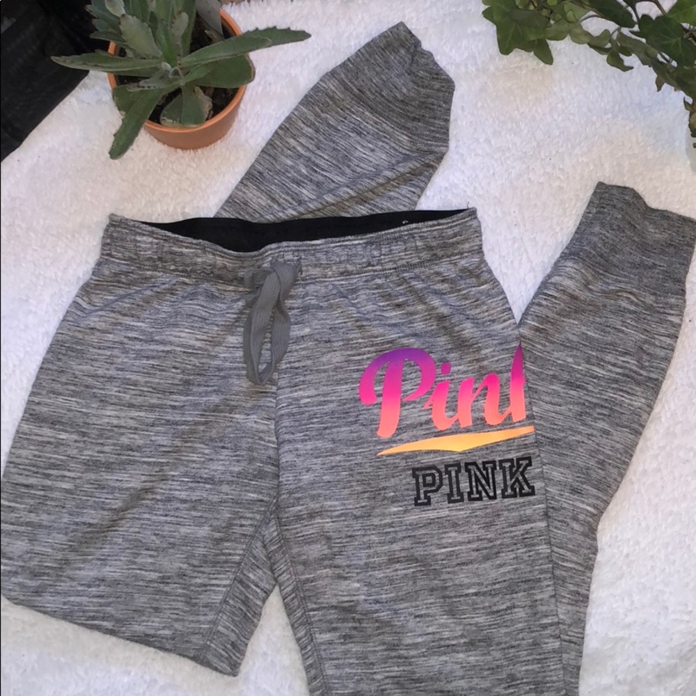 VS-PINK Joggers!